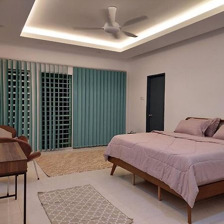 Yong Guesthouse Kuala Kangsar Bagian luar foto